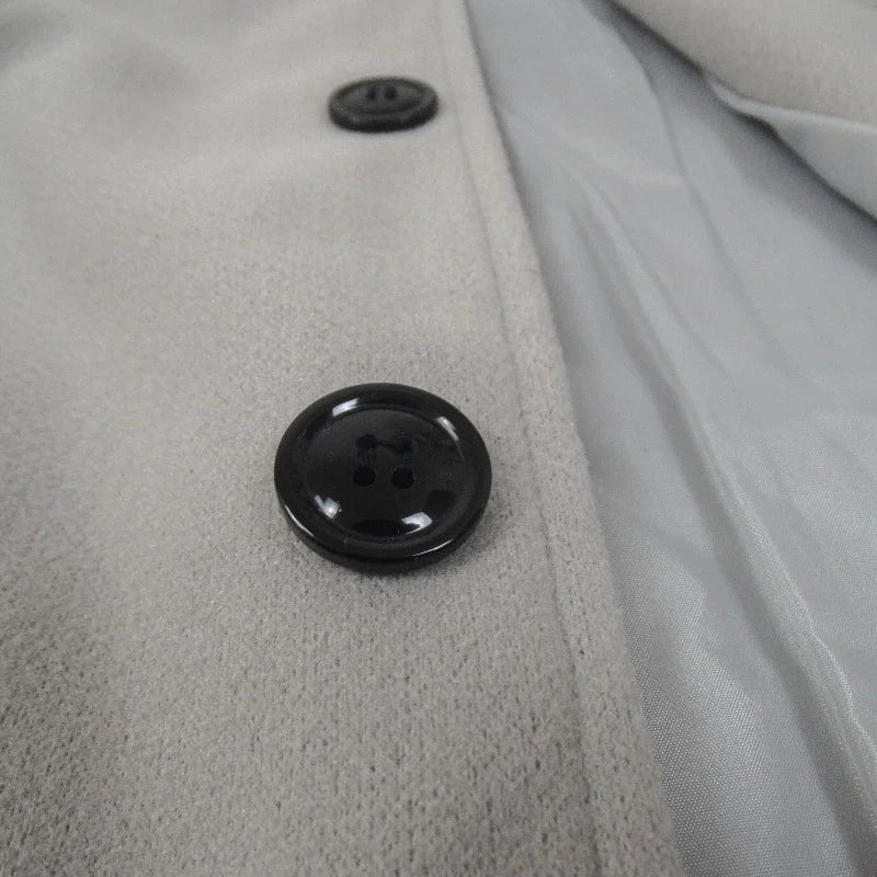 Veste longue en laine avec boutons